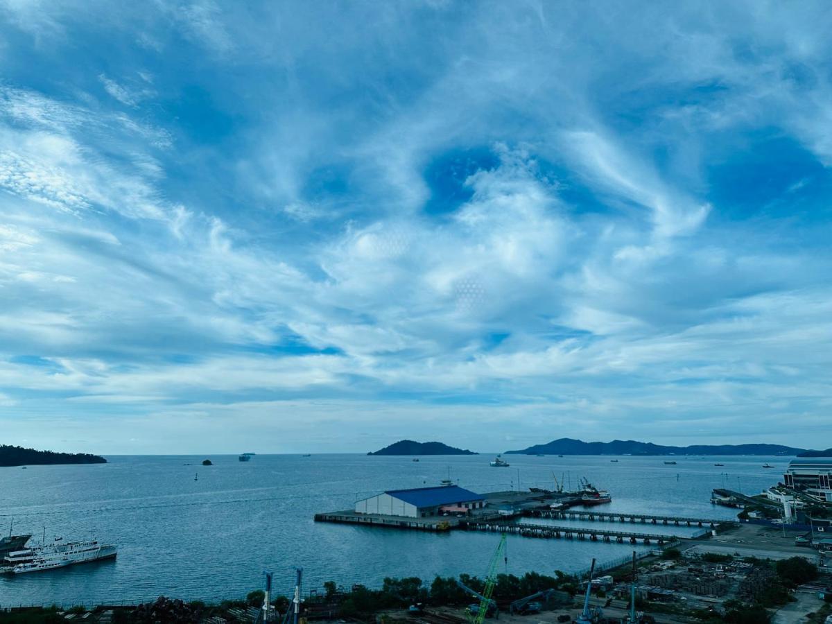 Jesselton Quay - Suite 1 By Staycation Suites Kk โกตาคินาบาลู ภายนอก รูปภาพ