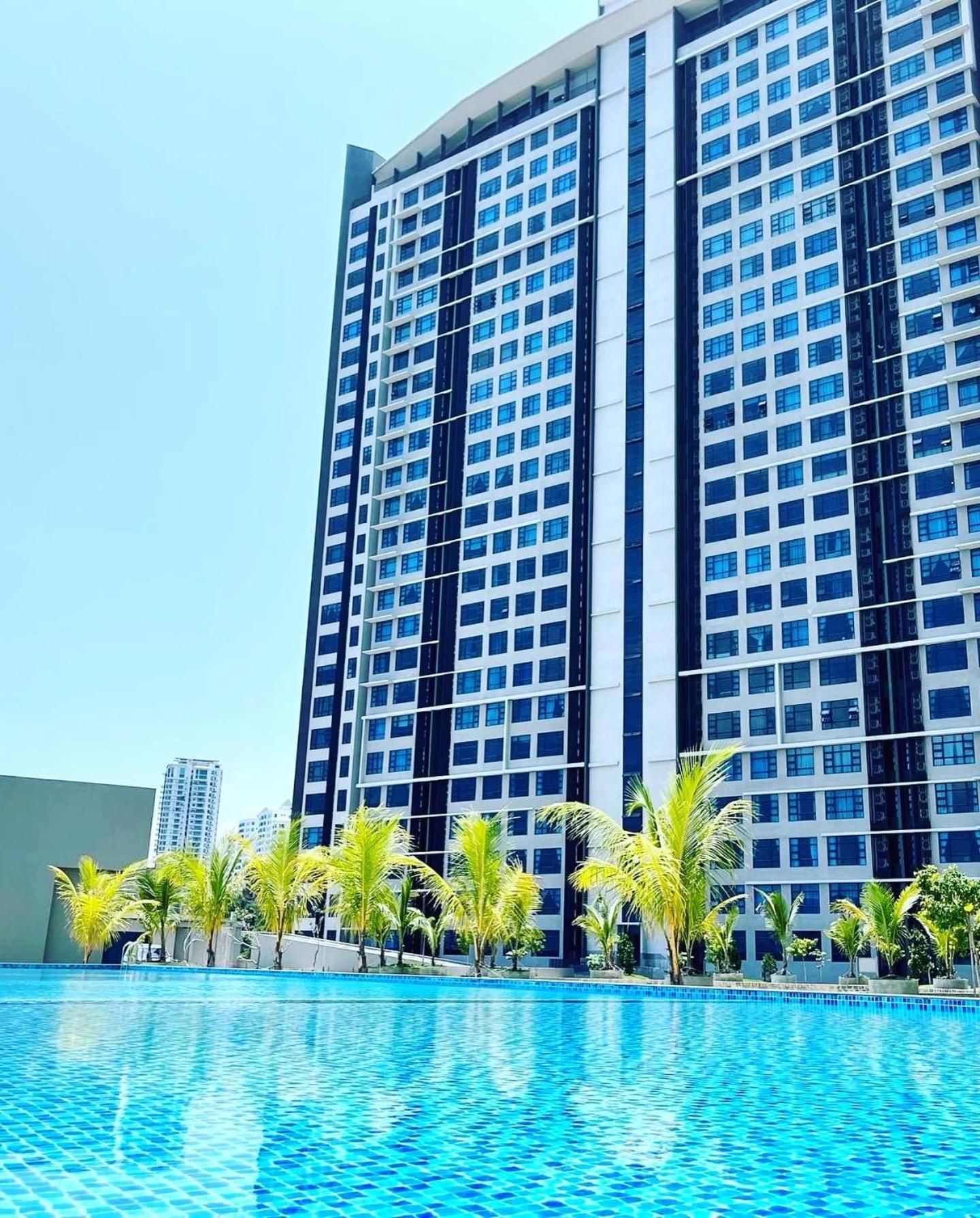 Jesselton Quay - Suite 1 By Staycation Suites Kk โกตาคินาบาลู ภายนอก รูปภาพ